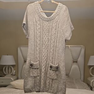 Yvos Cozy Cable Knit Short Sleeve Sweater Dress 79% Acrylic, 30% Alpaca.